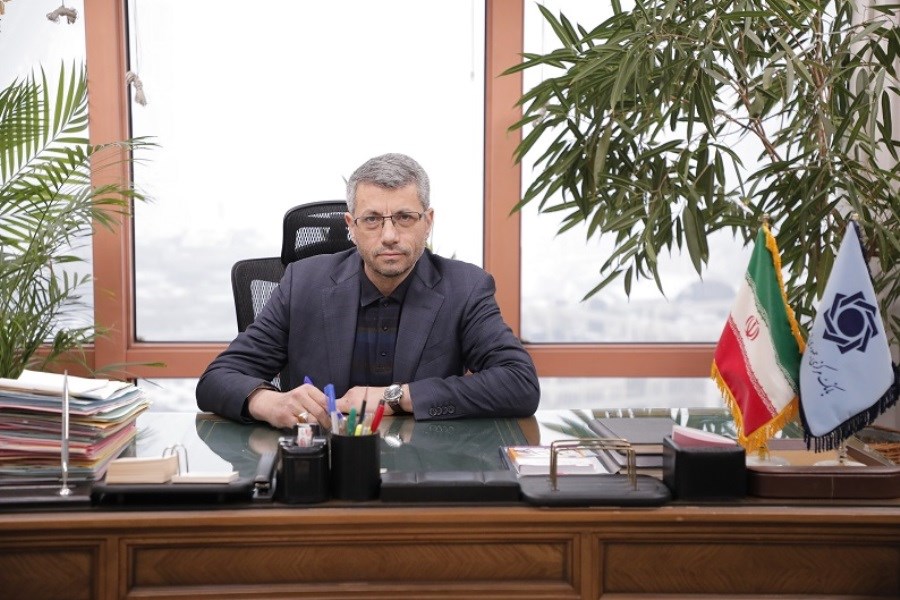 معاون حقوقی بانک مرکزی جایگزین صالح آبادی در سرمایه گذاری امید شد