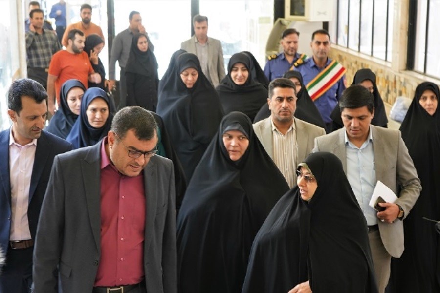 معاون رئیس جمهور در امور زنان و خانواده از بیمارستان روانپزشکی ابن سینا بازدید کرد