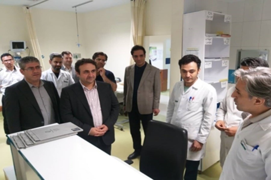 معاون درمان وزارت بهداشت از مراکز درمانی قروه، بیجار و سنندج بازدید کرد