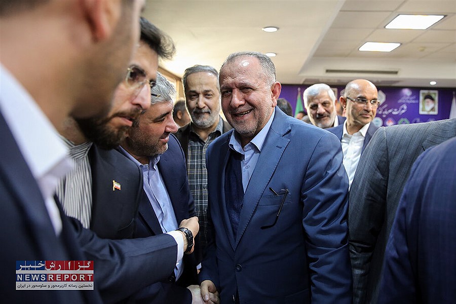 سازمان بورس تایید صلاحیت مدیرعامل بزرگترین هلدینگ فعال بازارسرمایه را صادر کرد