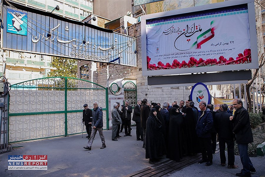 رونمایی از پرونده های فساد در بانک دی توسط رییس بنیاد شهید