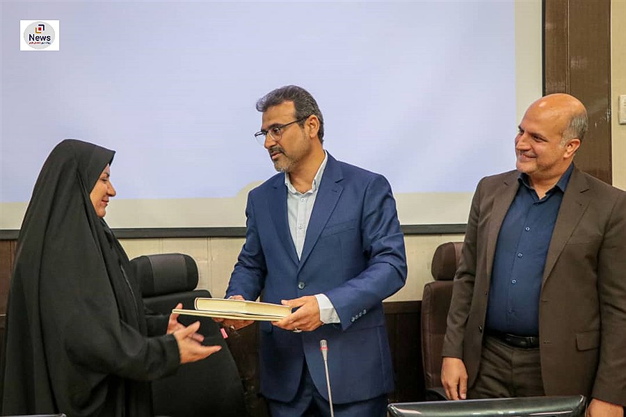 سیده زکیه سجادی سکان فَرهنگ و هُنر شهرستان لامرد را به دست گرفت