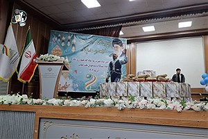 جشن میلاد حضرت زهرا (س) در قرچک همراه با اهدای ارزاق و هدایا به زنان نیازمند